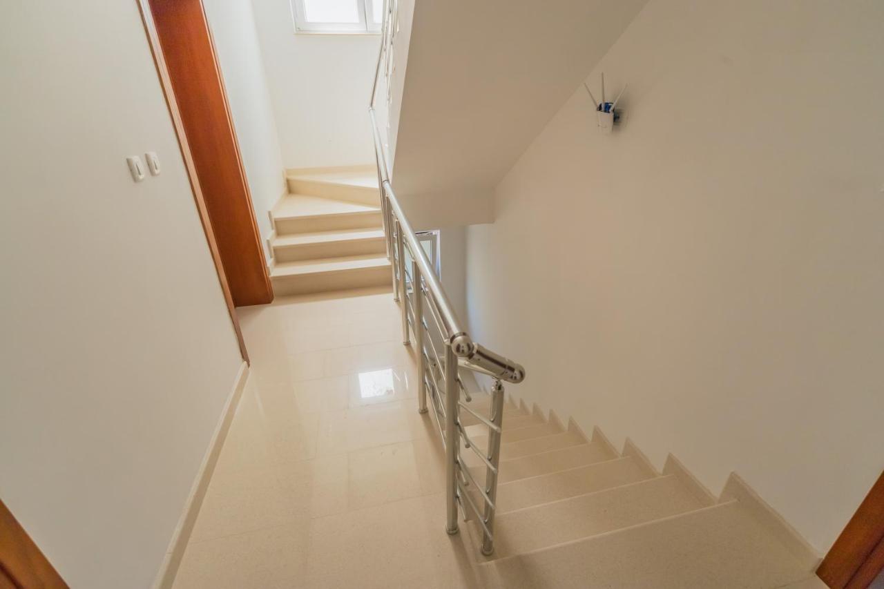 Grejm Lux Family Apartments Petrovac na moru Exterior foto