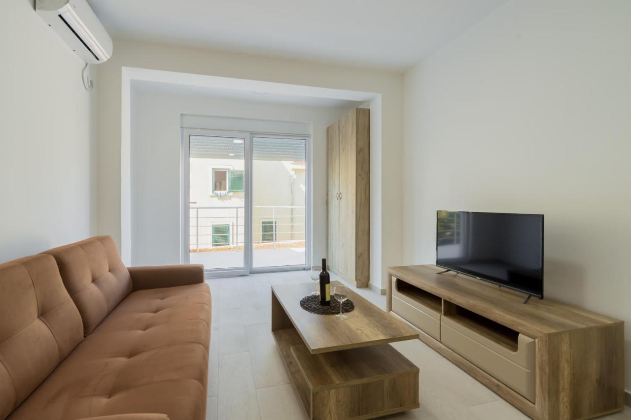 Grejm Lux Family Apartments Petrovac na moru Exterior foto